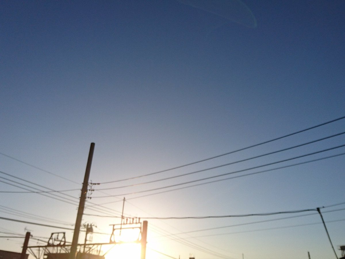 おはようございます朝RUNから帰ってshower後の☕🍞🌄です、なんて清々しい朝なんでしょう!クリスさんも言ってましたが おはようございます朝RUNから帰ってshower後の☕🍞🌄です、なんて清々しい朝なんでしょう!クリスさんも言ってましたが