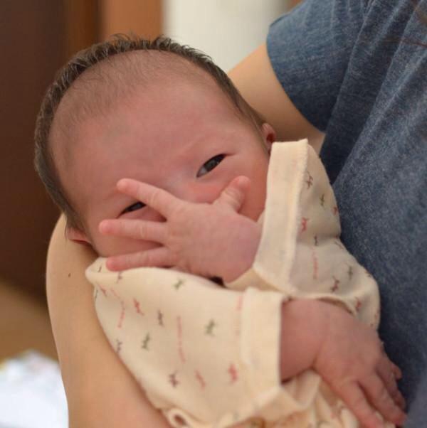 可愛いの発見♪ジョジョのポージング!!「やれやれだぜ」またねv(^▽^*) 可愛いの発見♪ジョジョのポージング!!「やれやれだぜ」またねv(^▽^*)