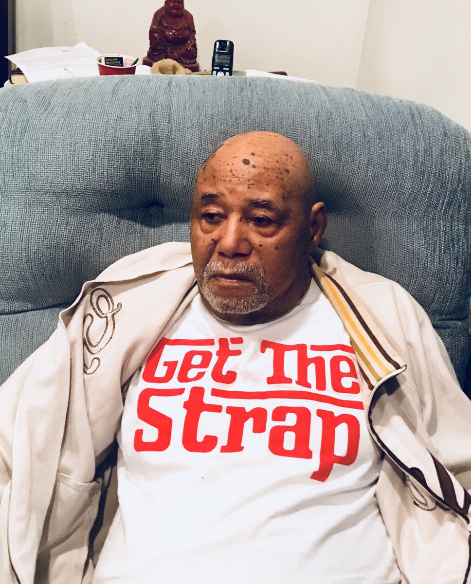 My Grand daddy be like ????get the strap #Bellator #LeCheminDuRoi https://t.co/orHm4d37th
