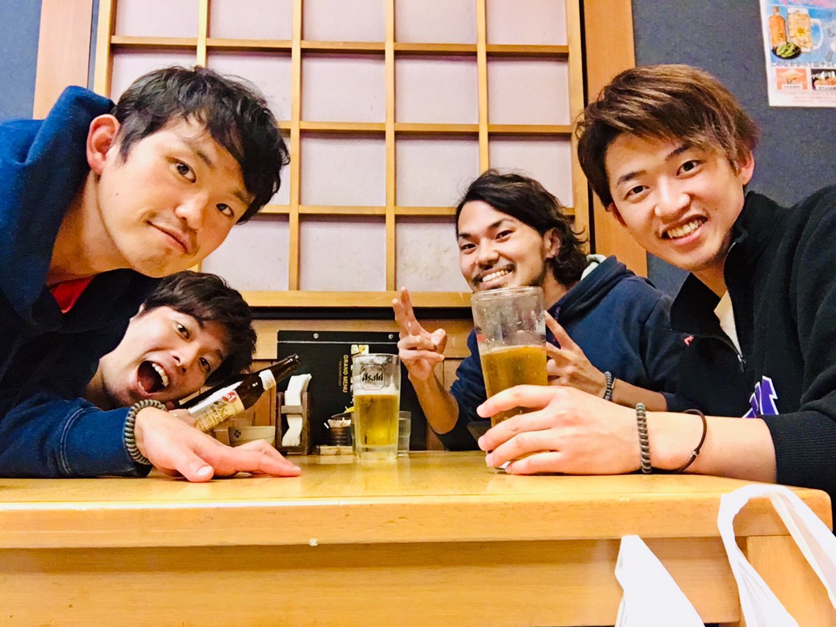 朝会議して、民泊清掃、対応して、みんなで昼飯食って、事務作業して、筋トレして、記事書いて、寒くなったから、みんなで温泉行 朝会議して、民泊清掃、対応して、みんなで昼飯食って、事務作業して、筋トレして、記事書いて、寒くなったから、みんなで温泉行