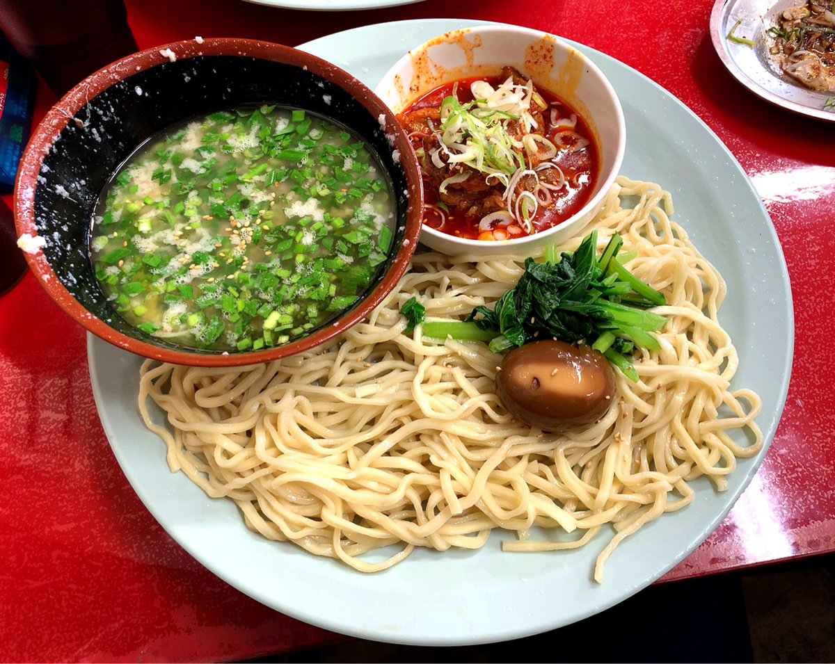 -とん平食堂-茨城県牛久市東大和田町230-6辛口ホルつけ麺 700円皿はデカいしワンプレート✨自家製の麺は平太麺で旨い -とん平食堂-茨城県牛久市東大和田町230-6辛口ホルつけ麺 700円皿はデカいしワンプレート✨自家製の麺は平太麺で旨い