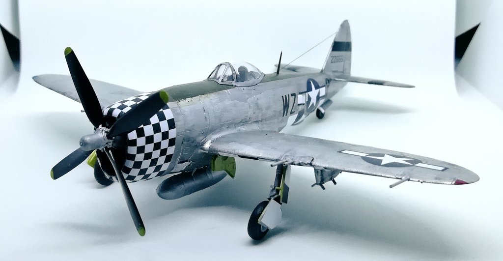 タミヤ 1/72 P-47Dサンダーボルト バブルトップ完成しましたタマミーの作品優先させるため手が止まっていたもので タミヤ 1/72 P-47Dサンダーボルト バブルトップ完成しましたタマミーの作品優先させるため手が止まっていたもので