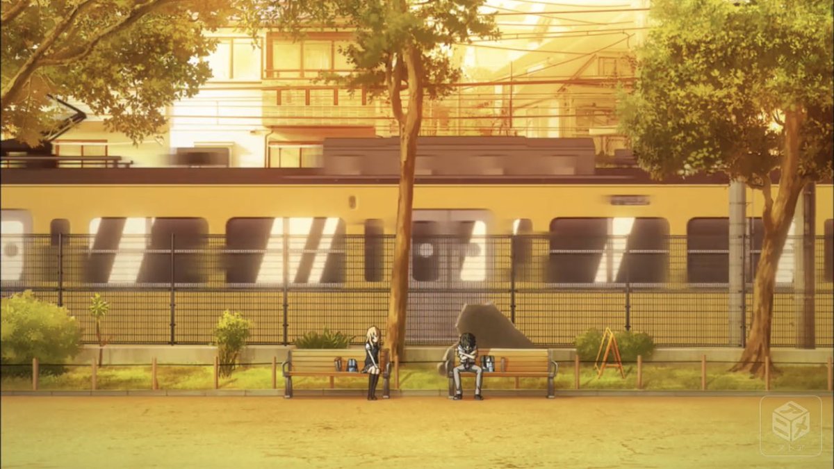 心のざわつきを電車が表現する。なんだかんだ言っても中学生。2人の距離をベンチが阻み、じわっと、最終的には連続キックで一気 心のざわつきを電車が表現する。なんだかんだ言っても中学生。2人の距離をベンチが阻み、じわっと、最終的には連続キックで一気