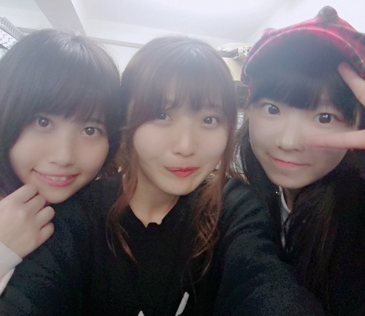 朗読劇あっカノの稽古でした!アドリブや会話のやり取りがとっても面白くてずっと笑ってました😂😂両手に花🌷いや、まじ天使😇# 朗読劇あっカノの稽古でした!アドリブや会話のやり取りがとっても面白くてずっと笑ってました😂😂両手に花🌷いや、まじ天使😇#