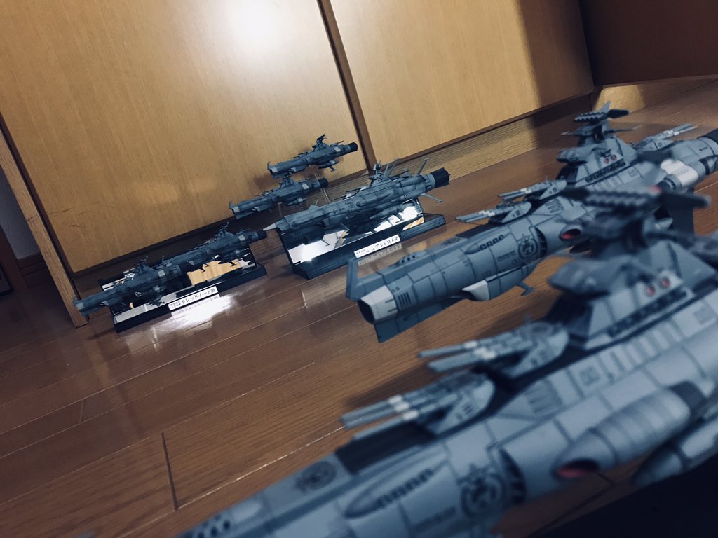 1/1000プラモと輝艦大全(フィギュア)のコラボ。アポロノームはよ#ヤマト2202 1/1000プラモと輝艦大全(フィギュア)のコラボ。アポロノームはよ#ヤマト2202