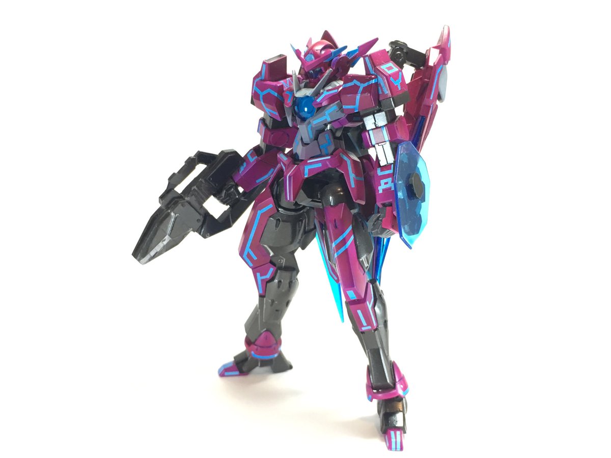 ロングライフルからショートに。どちらかと言うとレールガンみたいな形になりました。 ロングライフルからショートに。どちらかと言うとレールガンみたいな形になりました。