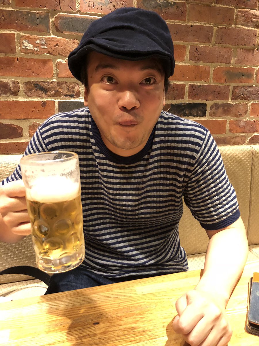 白戸さんと、とあるステージでまた殴り合いの喧嘩の後、ノーサイドへ…。 #LOSTSONG 白戸さんと、とあるステージでまた殴り合いの喧嘩の後、ノーサイドへ…。 #LOSTSONG