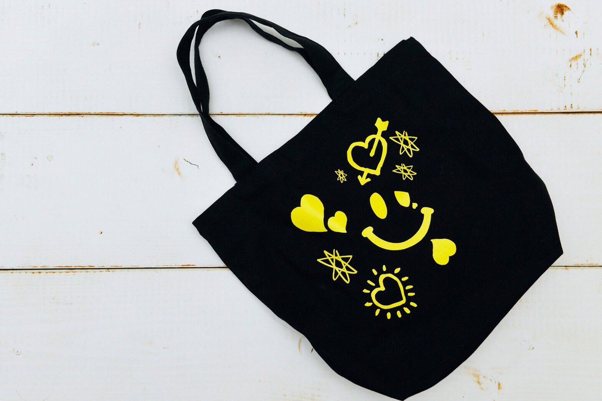 【J.S.B.OSA LIMITED ITEM 】NAME:Neon LOVE Tote BagCOLOR:yellow 【J.S.B.OSA LIMITED ITEM 】NAME:Neon LOVE Tote BagCOLOR:yellow