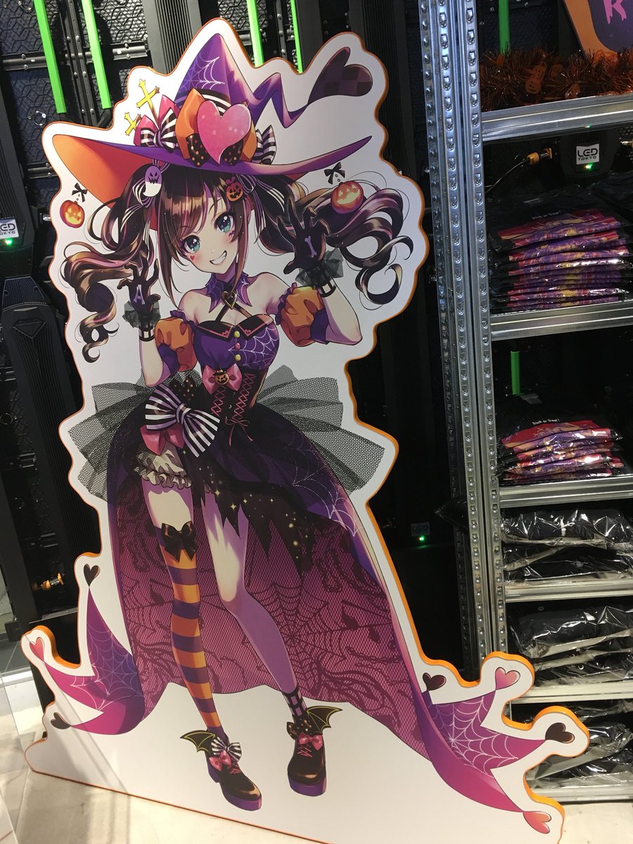キズナアイのハロウィンVer.めっちゃかわいくないですか? キズナアイのハロウィンVer.めっちゃかわいくないですか?