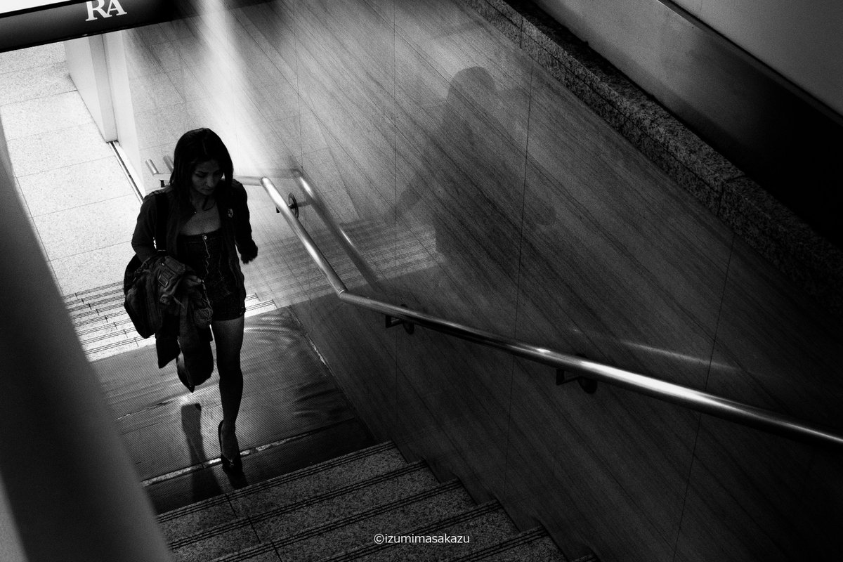 写真 ©和泉正和photographer ©izumimasakazu112 WOMAN#light #光 #shado 写真 ©和泉正和photographer ©izumimasakazu112 WOMAN#light #光 #shado