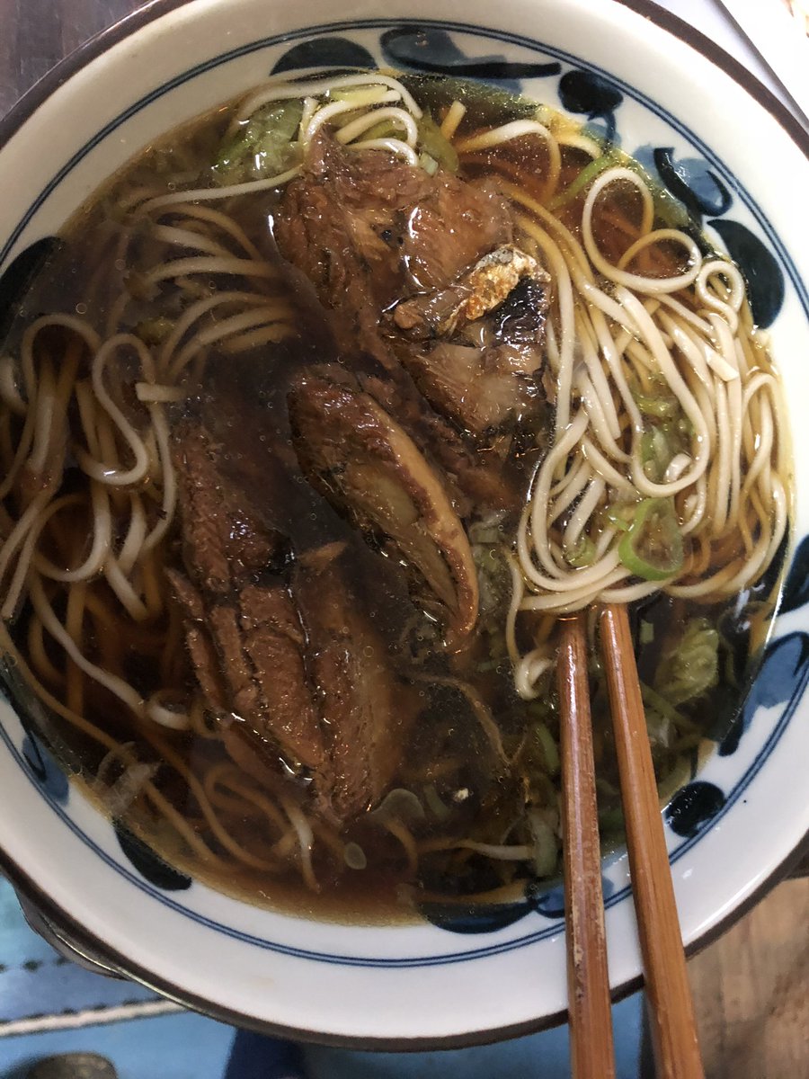 ニシンがなかったからイワシで、ニシンそば風の料理を作った口の中でほろほろと崩れる甘露煮は絶品だし、関東育ちの俺に合う濃口 ニシンがなかったからイワシで、ニシンそば風の料理を作った口の中でほろほろと崩れる甘露煮は絶品だし、関東育ちの俺に合う濃口