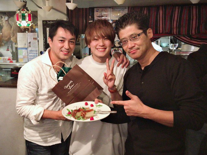 今日は天﨑滉平の誕生日という事で、DOUBLE DECKER! チームでお祝い!ダグ&キリル&デリックで!#dabude 今日は天﨑滉平の誕生日という事で、DOUBLE DECKER! チームでお祝い!ダグ&キリル&デリックで!#dabude