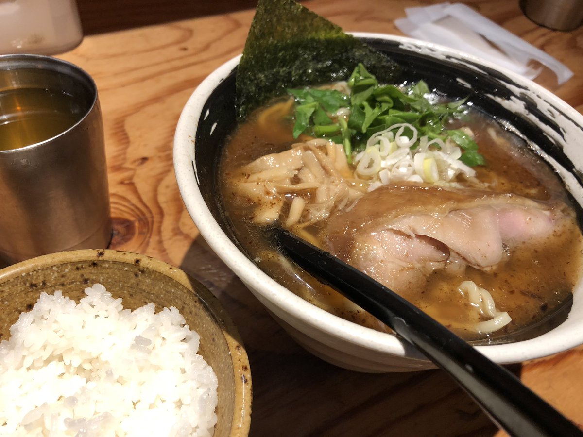 やっぱりハマトラは横浜に限るって話日吉は邪道だって4月4日からずっと思ってる やっぱりハマトラは横浜に限るって話日吉は邪道だって4月4日からずっと思ってる