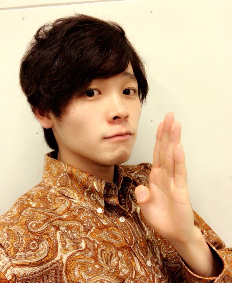 本日もありがとうございました!中々進化って難しい!でも成長はしてると信じてひたすらに!笑謎ポーズでお写真笑いただきます? 本日もありがとうございました!中々進化って難しい!でも成長はしてると信じてひたすらに!笑謎ポーズでお写真笑いただきます?