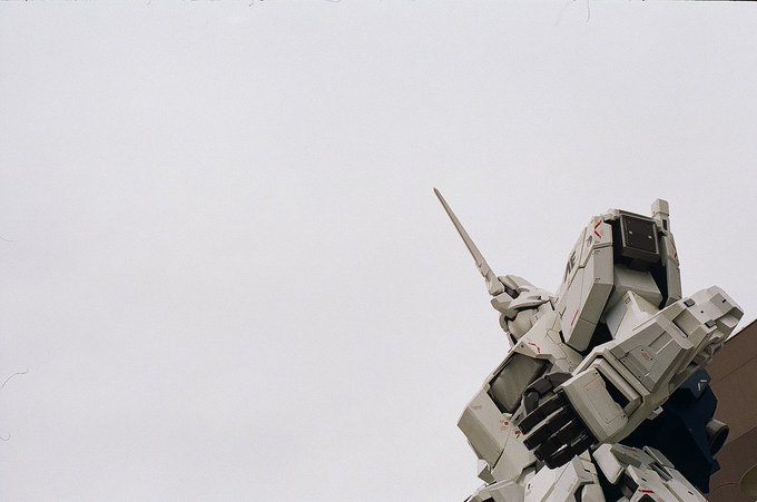 ペトリV6で撮ったお台場のガンダムさん青空の日にもう一度行きたい…#ペトリ会 #ペトリ#フィルムカメラ #フィルム写真 ペトリV6で撮ったお台場のガンダムさん青空の日にもう一度行きたい…#ペトリ会 #ペトリ#フィルムカメラ #フィルム写真