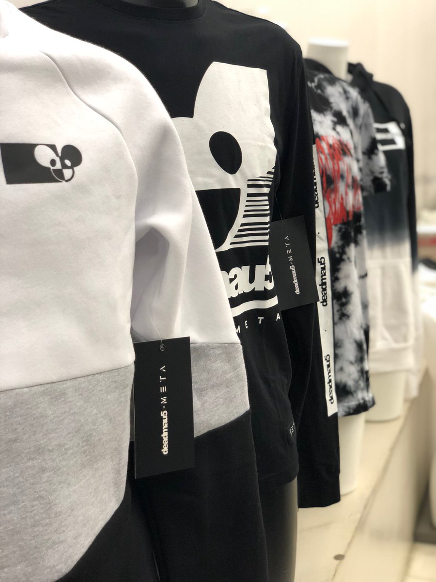 RT @mau5trap: even moar merch popping up at our store london! come have a browse @Axelarigato. 12pm-7pm. https://t.co/Io220wgFXv