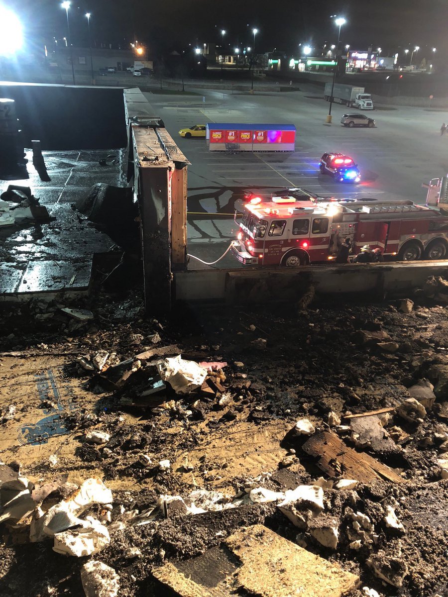 updated roof fire at leamington walmart windsorite ca 2018 11 roof walmart windsor
