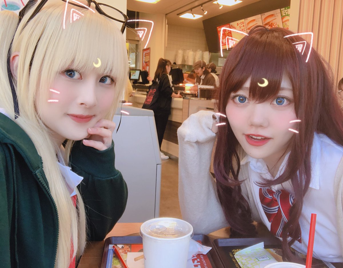コスイベ2回目の参加はとまコスでした!話す人みなさん優しくて温かくて楽しかったぁ…✨絡んでくれた人、ありがとうございまし コスイベ2回目の参加はとまコスでした!話す人みなさん優しくて温かくて楽しかったぁ…✨絡んでくれた人、ありがとうございまし