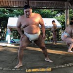 DrKWmPtVsAAm5M1.jpg:thumb
