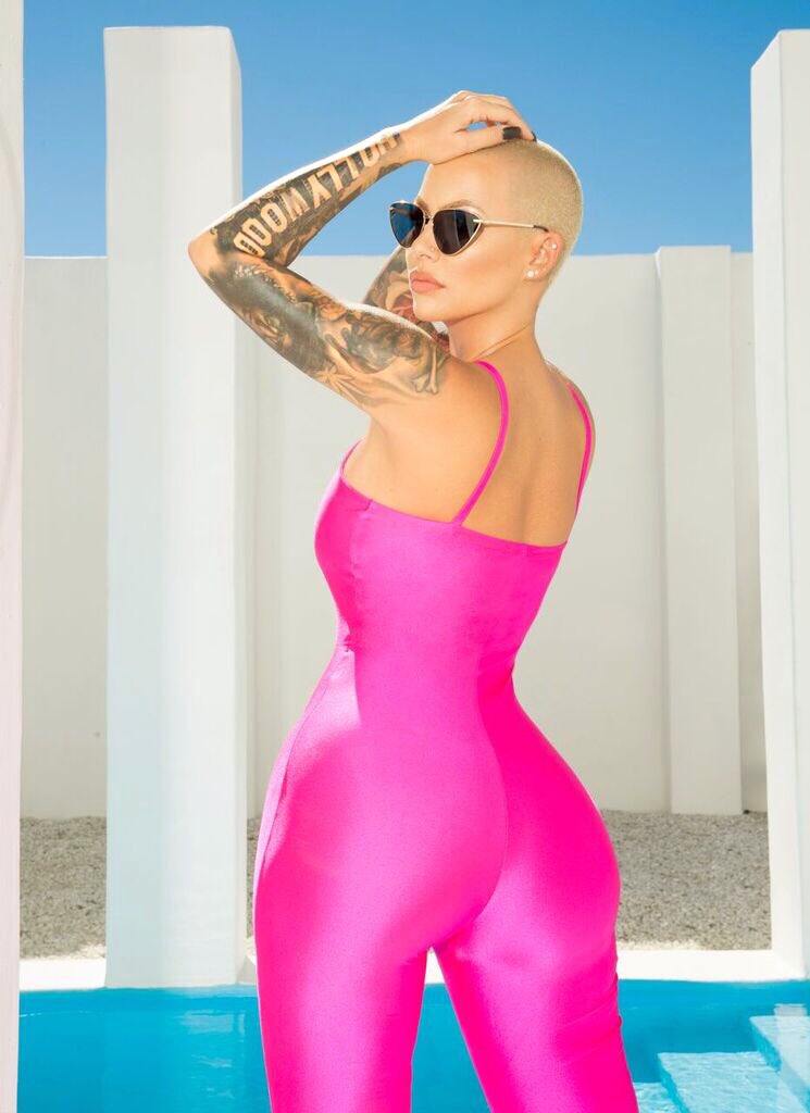 Amber Rose (DaRealAmberRose) .