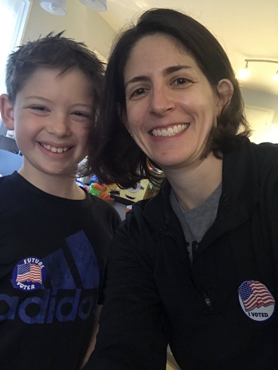 RT @eliza_jacobs: @mgyllenhaal Voter #212 at 8:15 this morning! Always take my future voter with me. https://t.co/eGdmSLSsY4