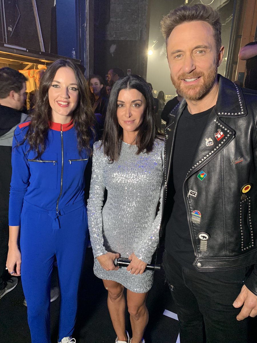 RT @nikosaliagas: Tous ensemble dans les coulisses des #NMA ! @Jainmusic @JeniferOfficiel @davidguetta  @tf1 https://t.co/zd8hc4TcsJ