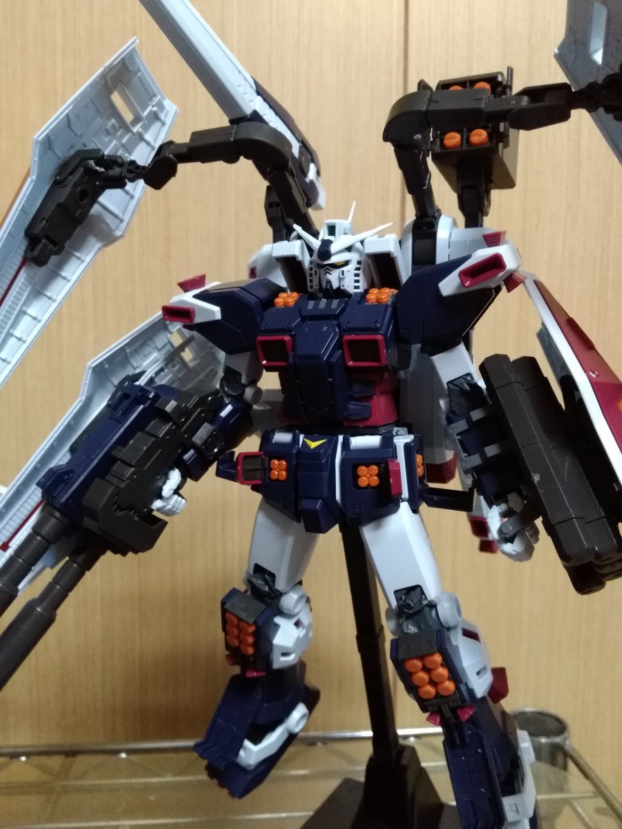 素組完了!非常に作りにくかった。笑しばらくお休みだな。#ガンプラ #フルアーマーガンダム #サンダーボルト 素組完了!非常に作りにくかった。笑しばらくお休みだな。#ガンプラ #フルアーマーガンダム #サンダーボルト