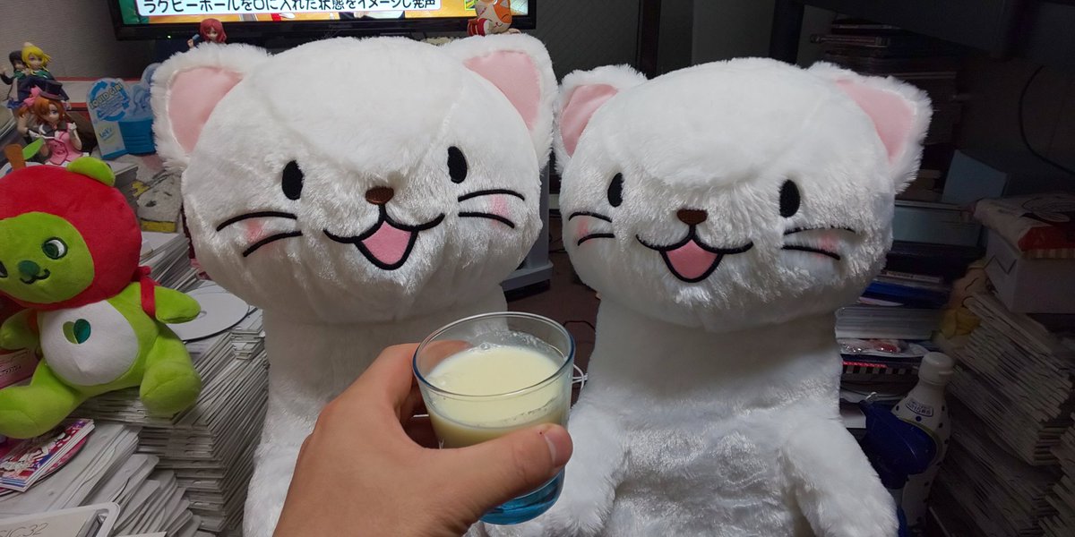 オコジョと晩酌~🍻#オコジョとヤマネ オコジョと晩酌~🍻#オコジョとヤマネ