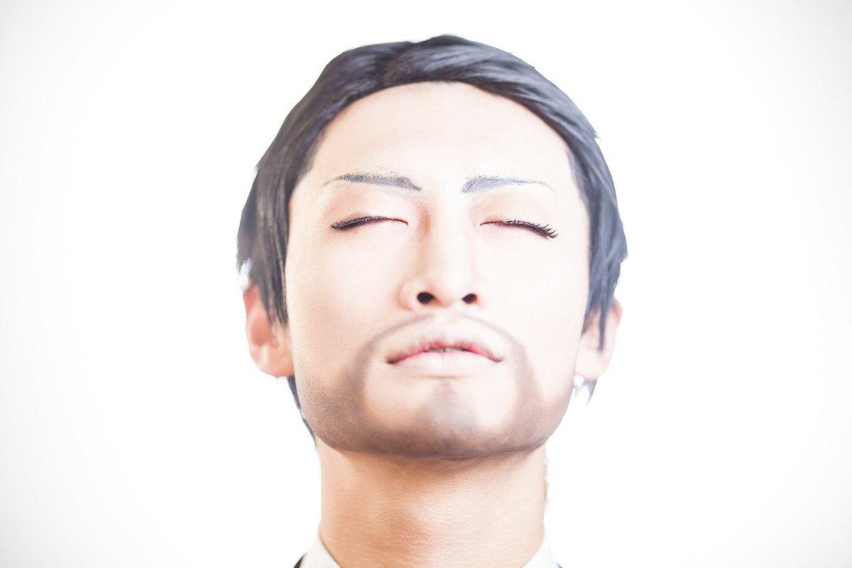 あそびあそばせ より前多1枚目「おしりからビーム出す競技です」2枚目「副会長殿、ここはおひとつ」photo: あそびあそばせ より前多1枚目「おしりからビーム出す競技です」2枚目「副会長殿、ここはおひとつ」photo: