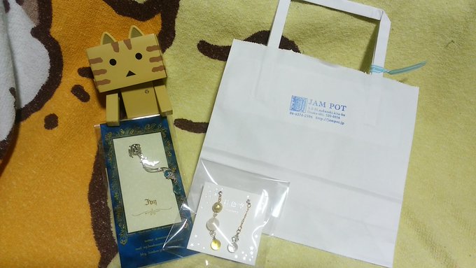 にゃんぼーJAM POTさん( )の天体観測展に行く。Ivyさん( )のイヤーカフと彩色空さん( )のピアスをお迎え。可 にゃんぼーJAM POTさん( )の天体観測展に行く。Ivyさん( )のイヤーカフと彩色空さん( )のピアスをお迎え。可