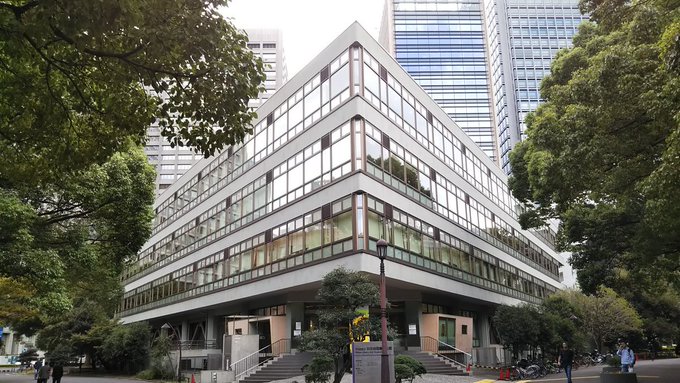 みんなの遠足ログ♫ 日比谷図書文化館、始めて来たのにすごいデジャヴを感じて調べてみたら、ユリ熊嵐…ユリ熊嵐じゃないか…! みんなの遠足ログ♫ 日比谷図書文化館、始めて来たのにすごいデジャヴを感じて調べてみたら、ユリ熊嵐…ユリ熊嵐じゃないか…!