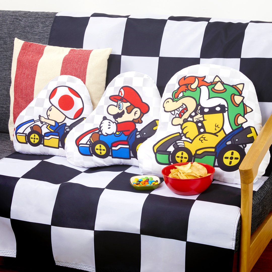 12月15日より、マリオカート一番くじが全国のお取り扱い店舗で販売されるぞ!今回はワガハイのビッグなクッション、ビッグな 12月15日より、マリオカート一番くじが全国のお取り扱い店舗で販売されるぞ!今回はワガハイのビッグなクッション、ビッグな