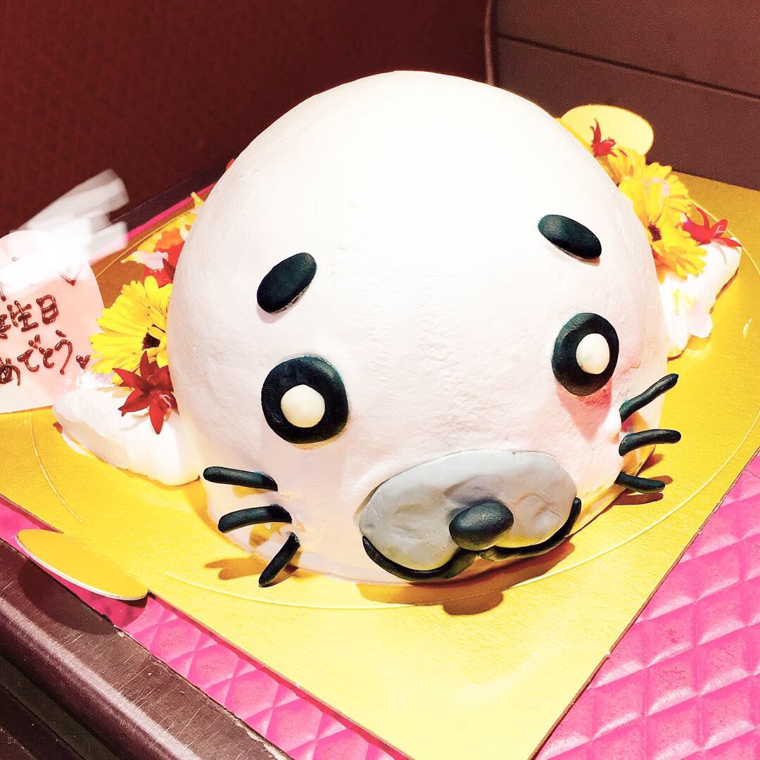 お誕生日おめでとう🎂㊗️.#夜のケーキ屋さん ありがとうございました!#ゴマちゃん #ゴマちゃんケーキ #ゴマちゃんあ お誕生日おめでとう🎂㊗️.#夜のケーキ屋さん ありがとうございました!#ゴマちゃん #ゴマちゃんケーキ #ゴマちゃんあ