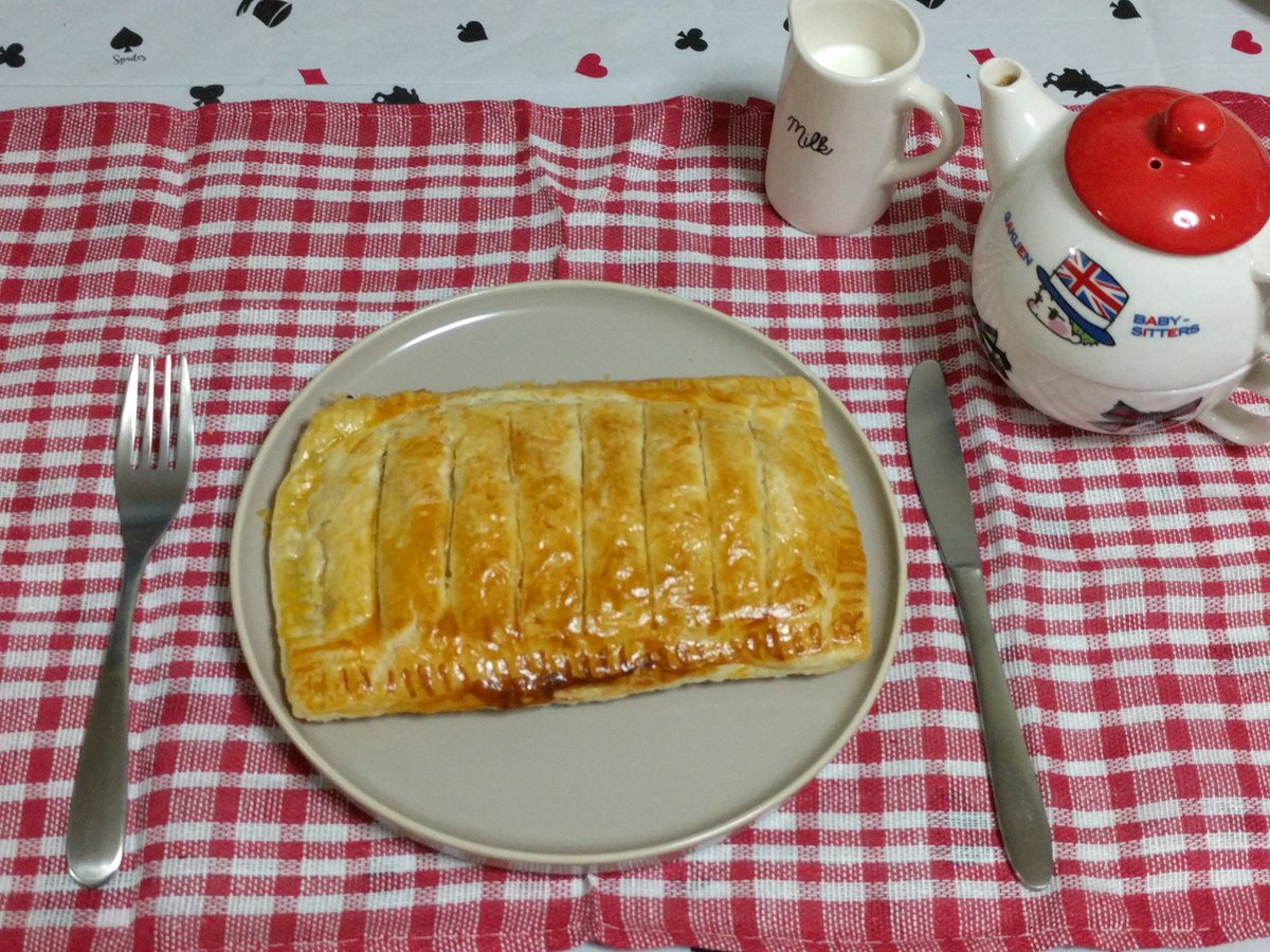 アップルカスタードパイ美味しい(๑´ڡ`๑)紅茶は鹿児島の夢ふうき学園ベビーシッターズのティーフォーワンは昔の全サだけど アップルカスタードパイ美味しい(๑´ڡ`๑)紅茶は鹿児島の夢ふうき学園ベビーシッターズのティーフォーワンは昔の全サだけど