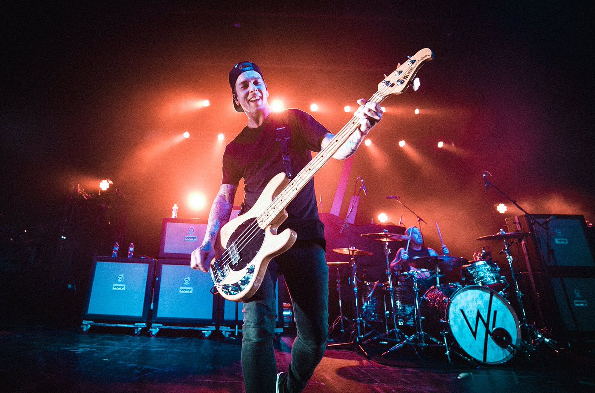RT @SWStheband: Happy bday to the one and only Justin Hills everybody !! ???? ???? https://t.co/dGtSiK6zMQ