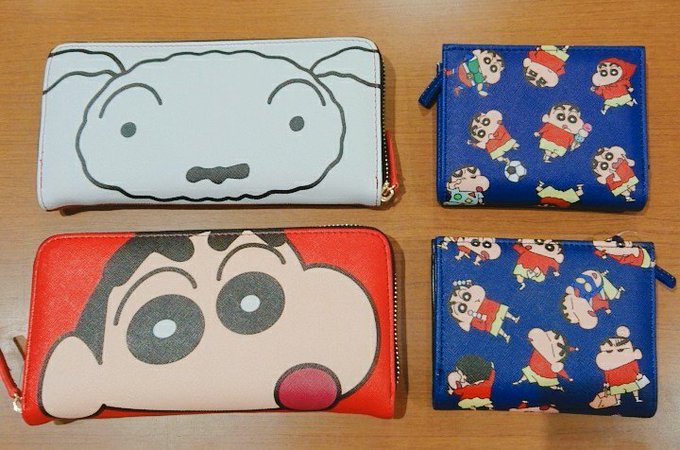 今日も明るくオープンしております☆お財布が新しく入荷しております♪長財布はしんちゃんとシロのバイカラーになってますよ♪折 今日も明るくオープンしております☆お財布が新しく入荷しております♪長財布はしんちゃんとシロのバイカラーになってますよ♪折