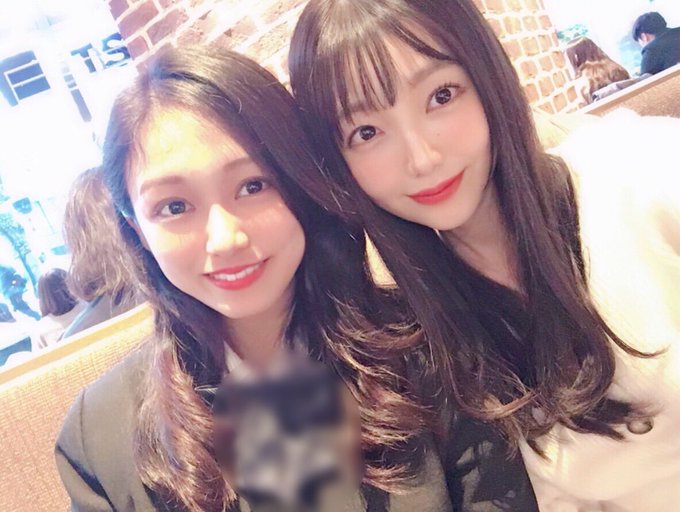 大好きりえちゃん!!!❤️優しいし面白いし突然意味わかんないこと言ったりするし、合いすぎるんだ🙂💋また共演したいな!☺️ 大好きりえちゃん!!!❤️優しいし面白いし突然意味わかんないこと言ったりするし、合いすぎるんだ🙂💋また共演したいな!☺️
