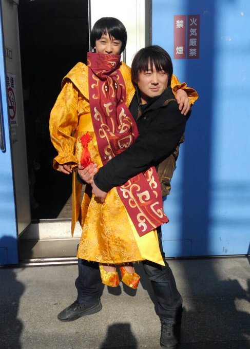 精霊の守り人でアクションを教えていただいた舟山さんが亡くなったそうです。プールで遊んだり、花火をしたり、撮了後も会ってく 精霊の守り人でアクションを教えていただいた舟山さんが亡くなったそうです。プールで遊んだり、花火をしたり、撮了後も会ってく