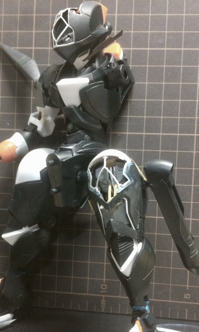 大腿部はこの辺で。次は股関節かな。 #TENGUModelers #ガルガンティア 大腿部はこの辺で。次は股関節かな。 #TENGUModelers #ガルガンティア