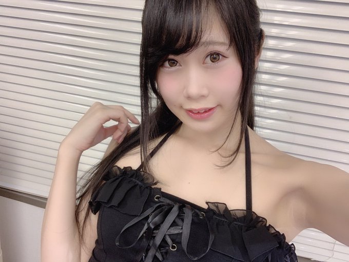 おはにゃん🐾世間は連休最終日だね!お休みの方、ゆっくり休めた?お仕事の方、毎日お疲れ様💗.私はるるの手術の日なので朝から おはにゃん🐾世間は連休最終日だね!お休みの方、ゆっくり休めた?お仕事の方、毎日お疲れ様💗.私はるるの手術の日なので朝から