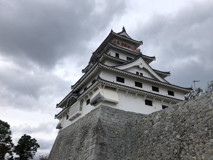 今日はあいにくのお天気と寒さの中、佐賀県唐津市に行って来ました。何気に唐津城初めて入ったよ...城内ではユーリ!!!on 今日はあいにくのお天気と寒さの中、佐賀県唐津市に行って来ました。何気に唐津城初めて入ったよ...城内ではユーリ!!!on