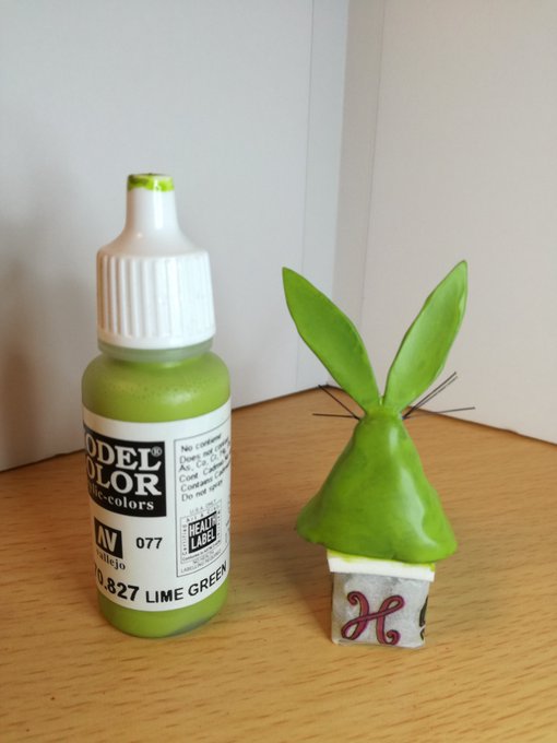 ユ進捗LIME GREENで塗ったらKawasakiになっちゃった…。当たり前だけどね…。これはお腹の色だな。もうちょっ ユ進捗LIME GREENで塗ったらKawasakiになっちゃった…。当たり前だけどね…。これはお腹の色だな。もうちょっ