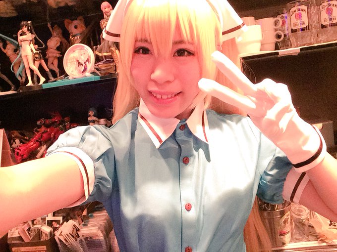 こんばんは〜めい合流です(*´꒳`*)今日は新衣装ブレンドS〜!リアルカフェ店員のコスプレです笑つぐちゃん1日目ーーーー こんばんは〜めい合流です(*´꒳`*)今日は新衣装ブレンドS〜!リアルカフェ店員のコスプレです笑つぐちゃん1日目ーーーー