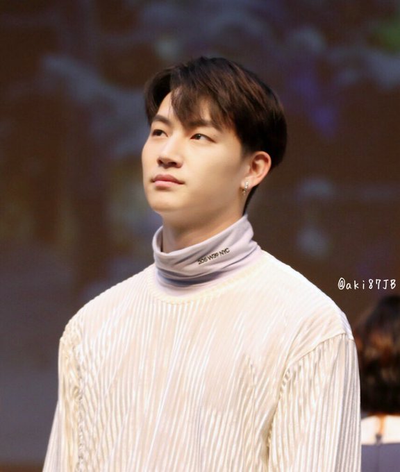 181207 신촌팬사かっこいい😭😭❤️#JB #재범#GOT7 #갓세븐 181207 신촌팬사かっこいい😭😭❤️#JB #재범#GOT7 #갓세븐 