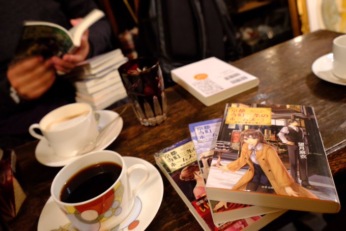 まち歩き『京都寺町三条のホームズ』をしました😁「あの場面のところだ!」と話し合いながら歩いたり宝探しのように新京極八社寺 まち歩き『京都寺町三条のホームズ』をしました😁「あの場面のところだ!」と話し合いながら歩いたり宝探しのように新京極八社寺