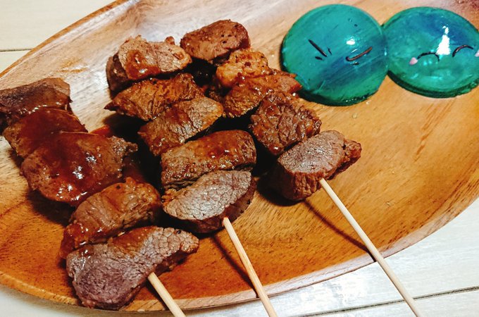 できました~(*^^*)/♪転生したらスライムだった件 より 牛鹿(うじか)の串焼きとリムル様ゼリーです(*・ω・)✨何 できました~(*^^*)/♪転生したらスライムだった件 より 牛鹿(うじか)の串焼きとリムル様ゼリーです(*・ω・)✨何