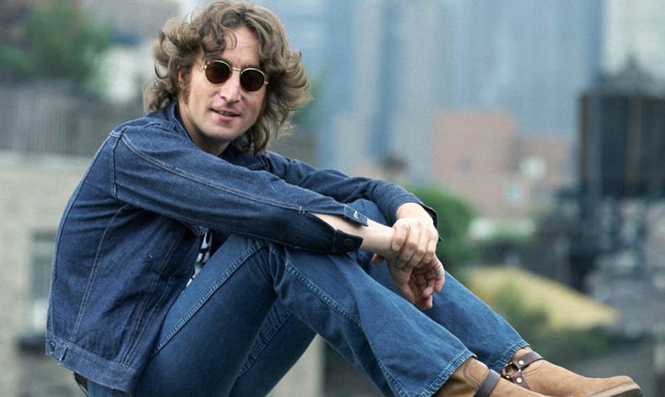 Cuando fui a la escuela, me preguntaron que quería ser de mayor. Yo respondí: "feliz". Me dijeron que yo no entendía la pregunta, y yo les respondí que ellos no entendían la vida
(John Lennon, a 38 años de su muerte) https://t.co/rG1pcn9wBu
