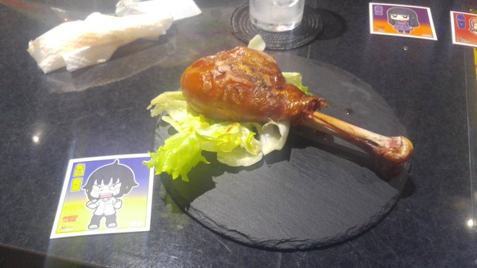 昨日はNewtypeに行きました。ハイスコのコラボ初日。骨付き肉美味しかったです(*´∇`) 昨日はNewtypeに行きました。ハイスコのコラボ初日。骨付き肉美味しかったです(*´∇`)