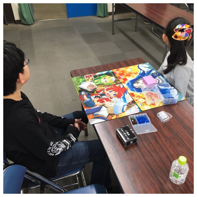 今日は西公会堂でのSBに息子、娘と参加してきました。みなさん優しく対戦してくれてありがとうございました!子供たちも始めて 今日は西公会堂でのSBに息子、娘と参加してきました。みなさん優しく対戦してくれてありがとうございました!子供たちも始めて