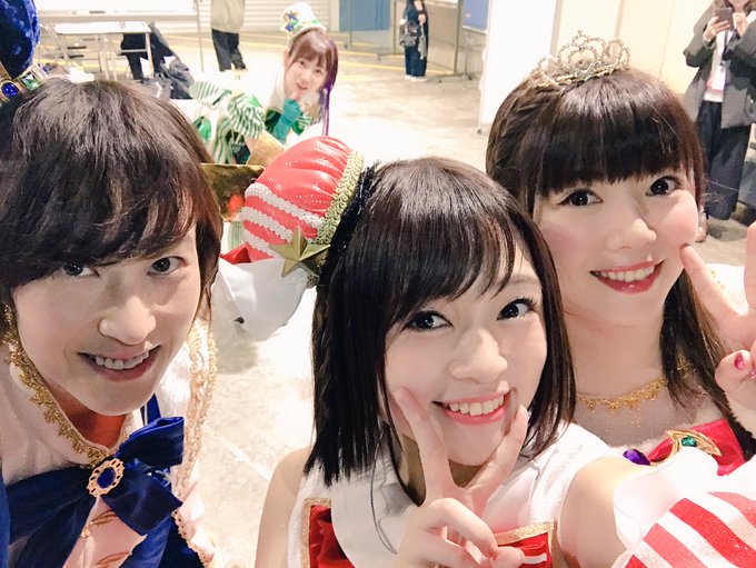 み〜んなでキラッとプリティーライブお昼の部来てくださったみんなありがとう✨いろーーーんな曲やったけどみんなの歓声凄かった み〜んなでキラッとプリティーライブお昼の部来てくださったみんなありがとう✨いろーーーんな曲やったけどみんなの歓声凄かった